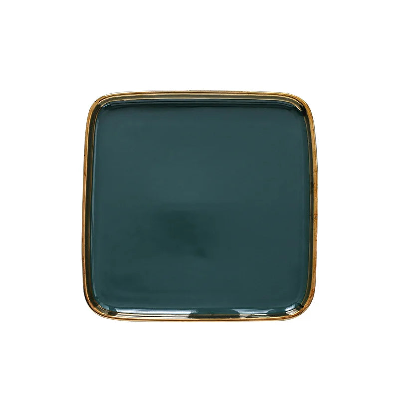 Ensemble de vaisselle QueCooking en céramique vert foncé, moderne, luxe, vaisselle, plats, maison, bordure dorée, porcelaine, steak, pâtes