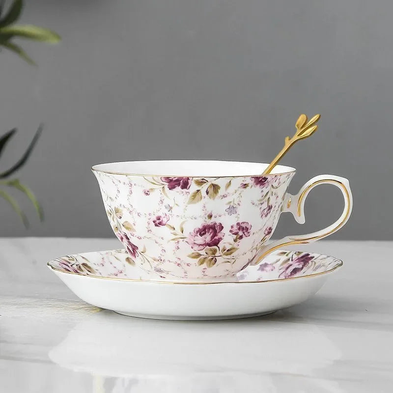 Tasse à café en céramique et ensemble de cuillères S/05 er, service de normalisation du thé fleuri, tasse en porcelaine européenne, tasses à café, cadeau Coffeeware