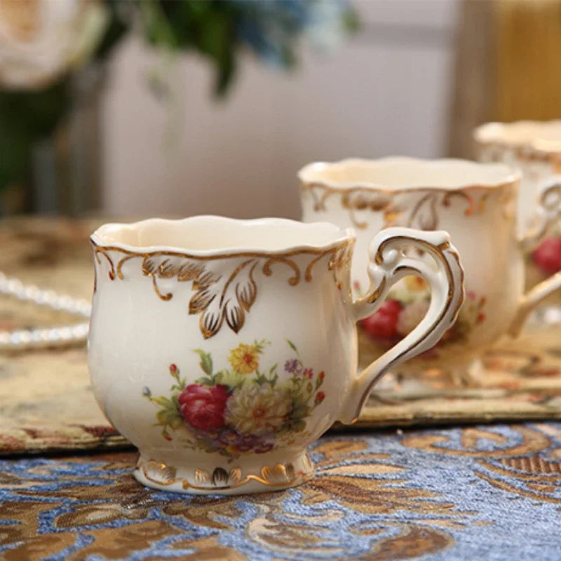 Ensemble de tasses et soucoupes à café en porcelaine ivoire britannique, tasse de petit déjeuner domestique en céramique peinte florale Vintage, tasse à thé de l'après-midi
