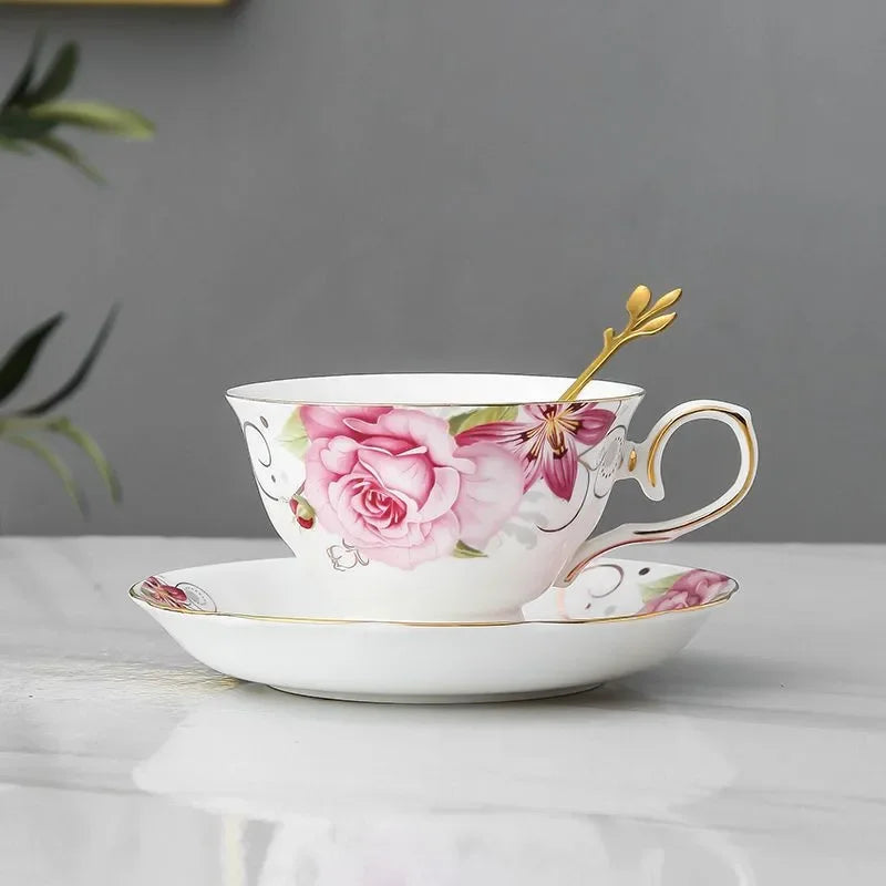 Tasse à café en céramique et ensemble de cuillères S/05 er, service de normalisation du thé fleuri, tasse en porcelaine européenne, tasses à café, cadeau Coffeeware