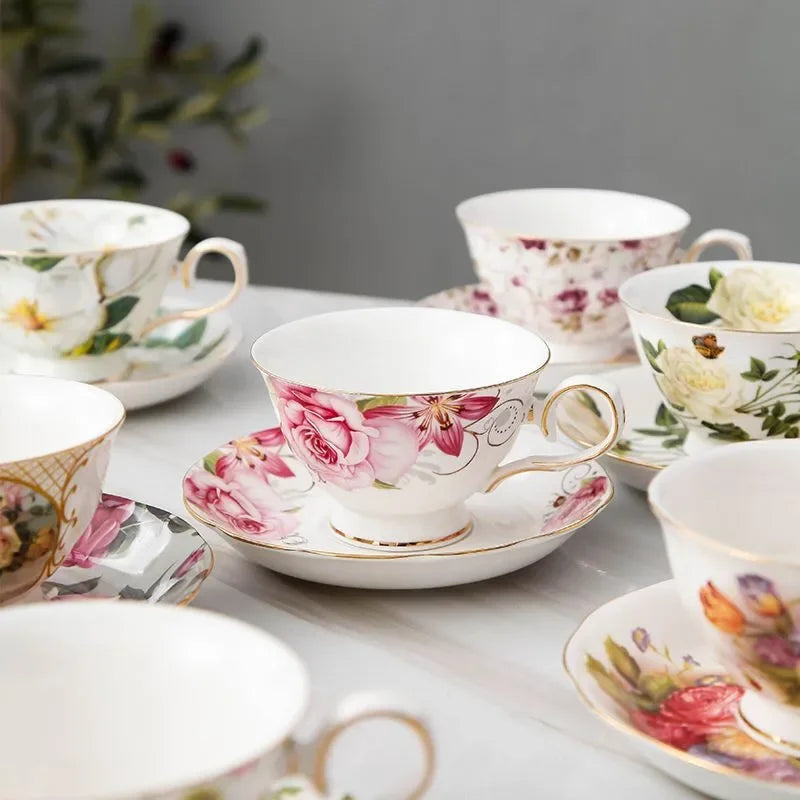 Tasse à café en céramique et ensemble de cuillères S/05 er, service de normalisation du thé fleuri, tasse en porcelaine européenne, tasses à café, cadeau Coffeeware